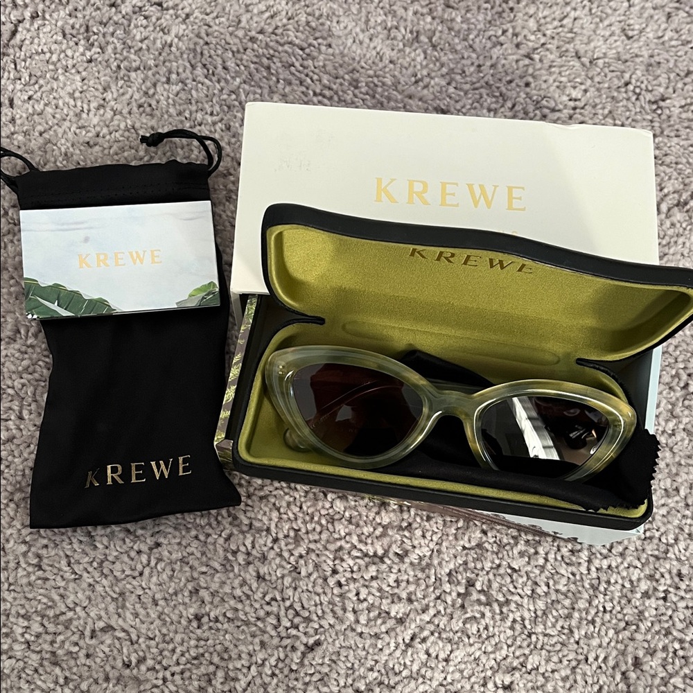 KREWE Sasha Cat-Eye Sunglasses - Picture 9 of 16